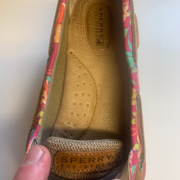 Women’s Sperry Top-Sider boat shoes - Picture 2 of 5